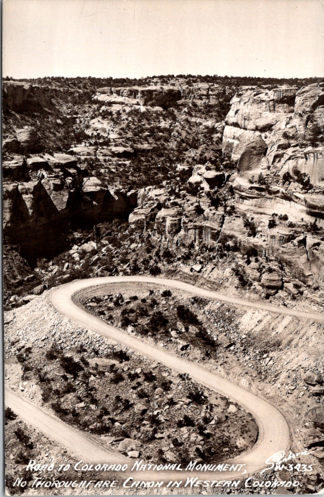 Grand Junction Colorado Road to National Monument Vintage RPPC Postcard    16326