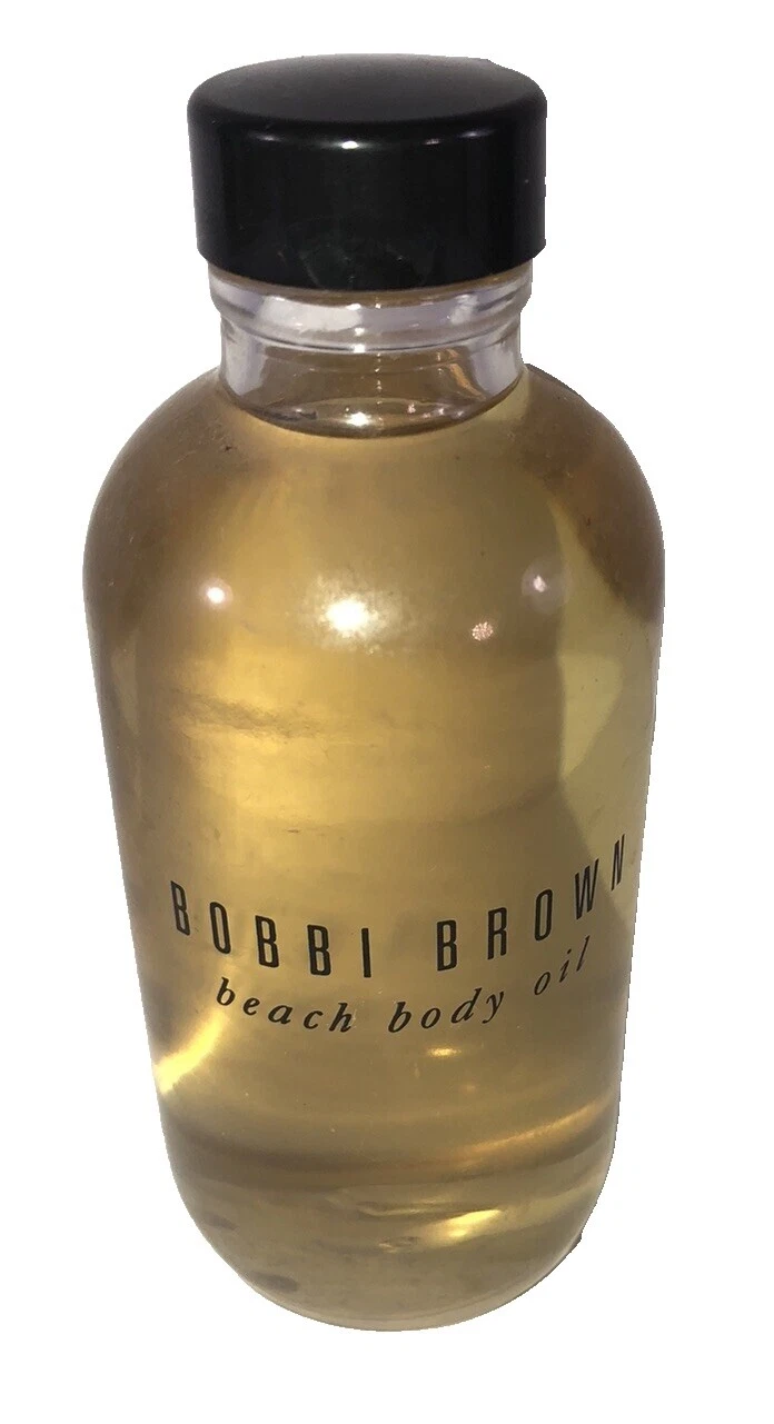 Женские духи на теле Bobbi Brown