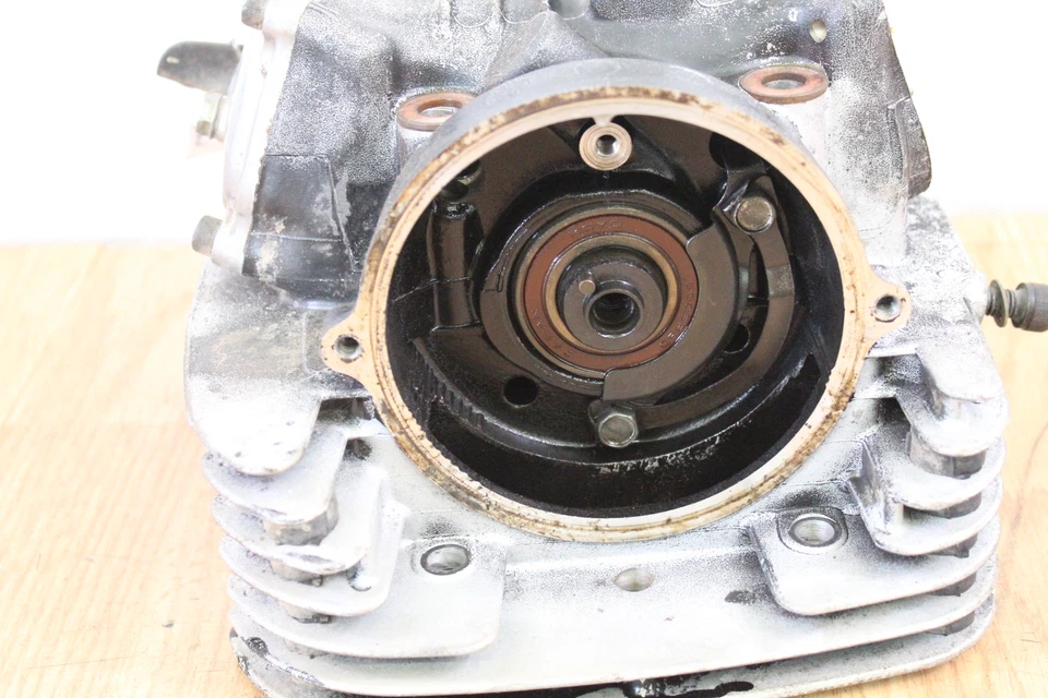 Yamaha Big Bear 350 YFM350FW 1987 4x4 culata Foto 3 de 4