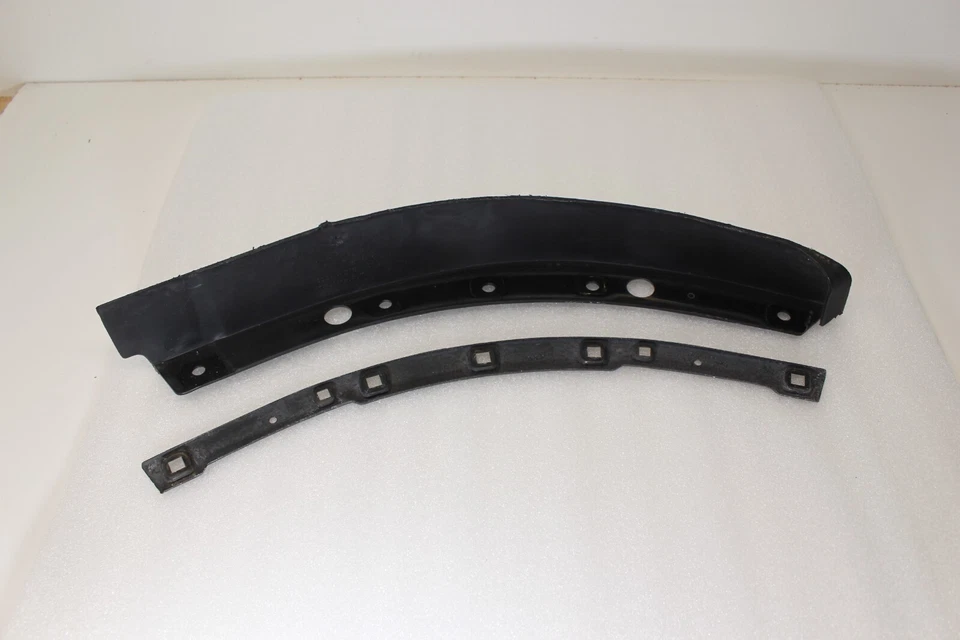 Presa neumática delantera izquierda Corvette 1991-1996 con retenedor Foto 2 de 4