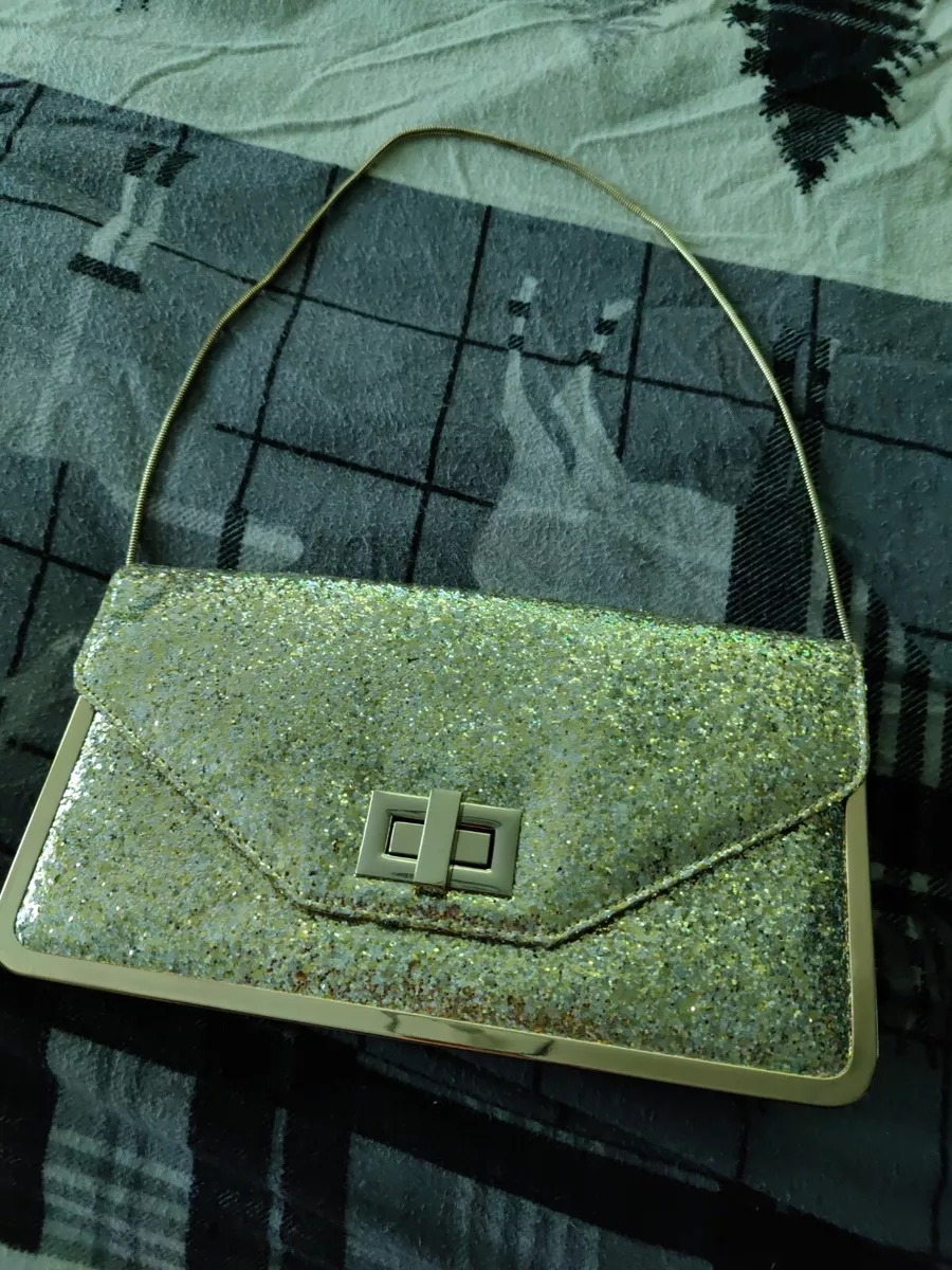 Oasis clutch bags sales