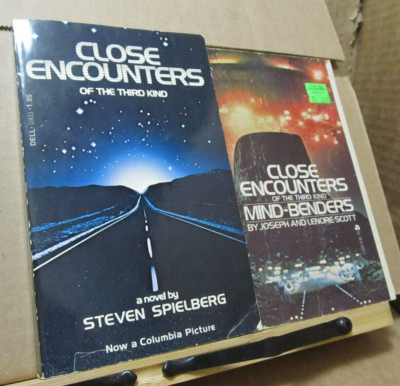 CLOSE ENCOUNTERS Lot 2 Sci Fi Movie Tie-In 1978 Vintage Paperbacks VG+/GD+