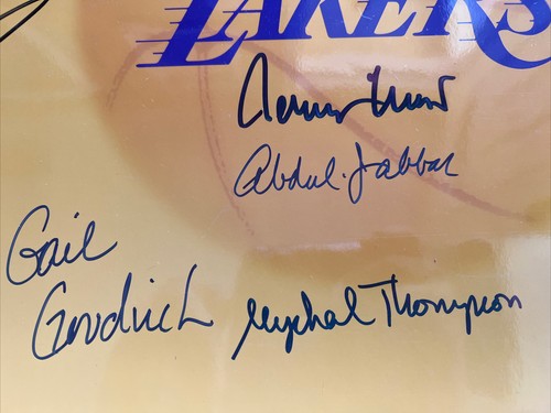 Lakers Legends Multi Signed 16x20 Photo Kareem magic Worthy West Shaq - 11 Autos - Picture 6 of 12