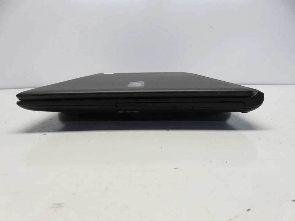 Acer ES 15 AMD Quad-Core Processor E2-6110 1.5GHz 4 GB NO HDD No Batt READ - Image 3 of 4