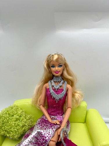 Salon pour Barbie , avec Barbie OOAK - Bild 4 von 4