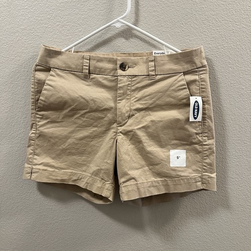 Old Navy Women’s Everyday Short Mid Rise 5”Khaki Size 4