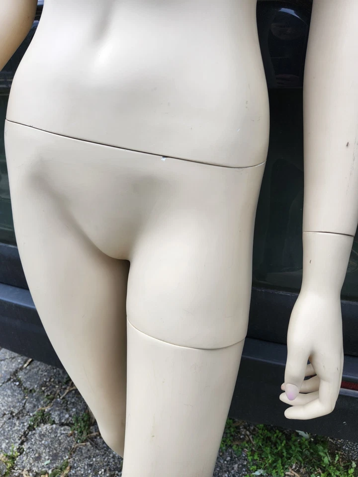 Maniquí Mujer Vintage Realista Tamaño Completo Exhibición Tienda Pelo Moldeado Hong Fong Foto 4 de 4