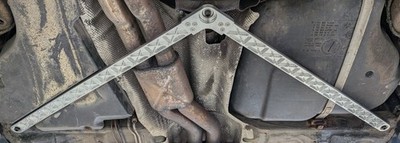 E46 M3 Unterseite V-Strebe Knüppel Alu - Ersatz für 33312229899