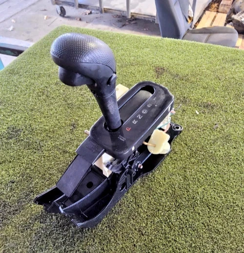 2006-2007 Jeep Liberty Automatic Floor Gear Shift Shifter Assembly OEM Foto 2 de 4