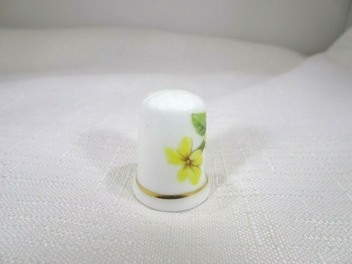 Vintage Pan Arts Collectable Sydney Australia English Bone China Floral Thimble - Picture 5 of 11