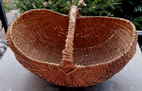 Large Antique Primitive Buttocks Basket 18 inch Gathering Basket - Picture 19 of 19