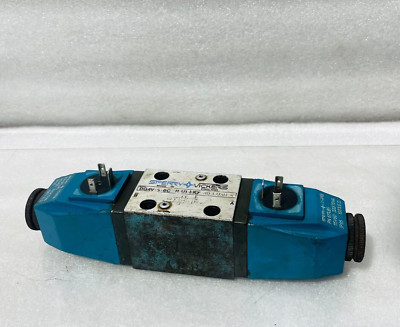 Sperry Vickers DG4V-3-6C-M-U1-EK-7 Magnet-Wegeventil (115V)