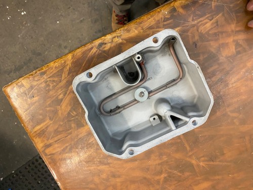 Onan Valve Cover 170-2401 150MDJF-3CR diesel generator 15KW - Picture 5 of 8