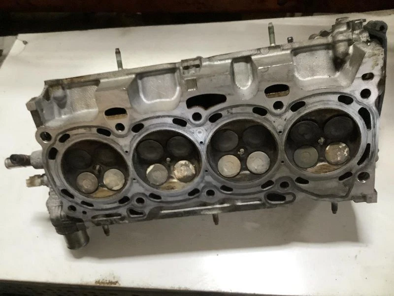 Toyota Rav4 2001 2010 conjunto de cilindro de culata de motor motor de 4 cilindros motor 2AZFE Foto 2 de 2