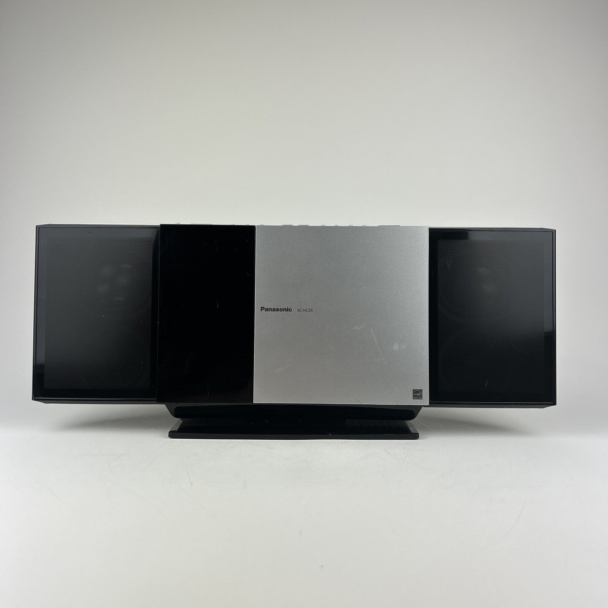 Panasonic SC-HC35 AM/FM Comact Stereo System CD Player iPod Panasonic SC-HC35 AM/FM Comact Stereo System CD Player iPod