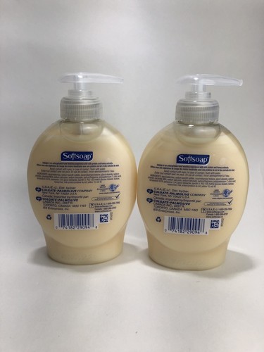 Lot of 2--7.5 oz Bottles Softsoap Moisturizing Handsoap Milk & Golden Honey Soap - Picture 2 of 4
