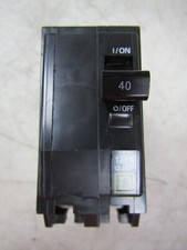   NEW SQUARE D 40 AMP CIRCUIT BREAKER 2 POLE 120/240 VAC QOB240