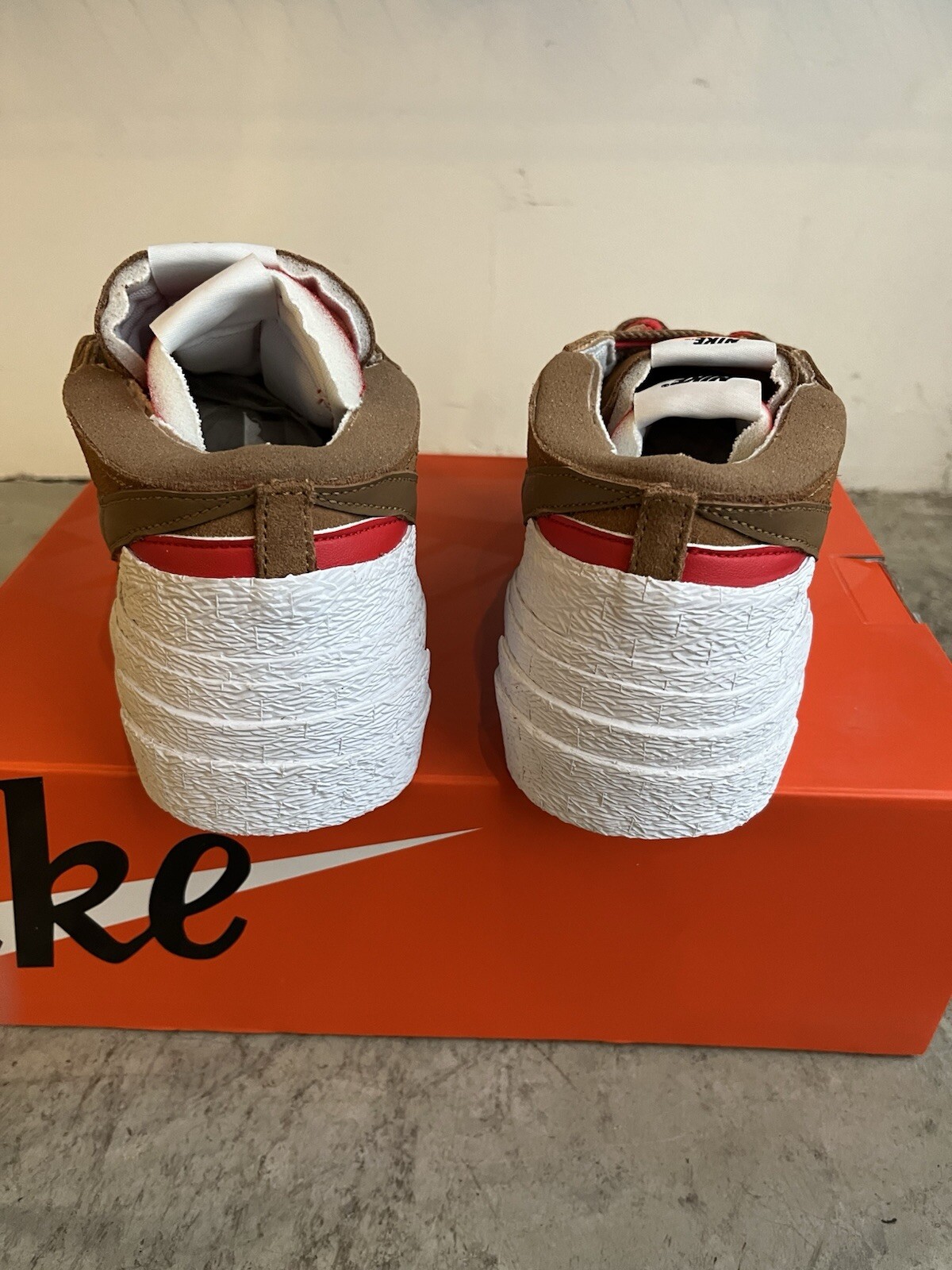 SACAI X NIKE Nike Sacai x Blazer Low British Tan taglia 11 DD1877 200 NUOVO Undercover Supreme