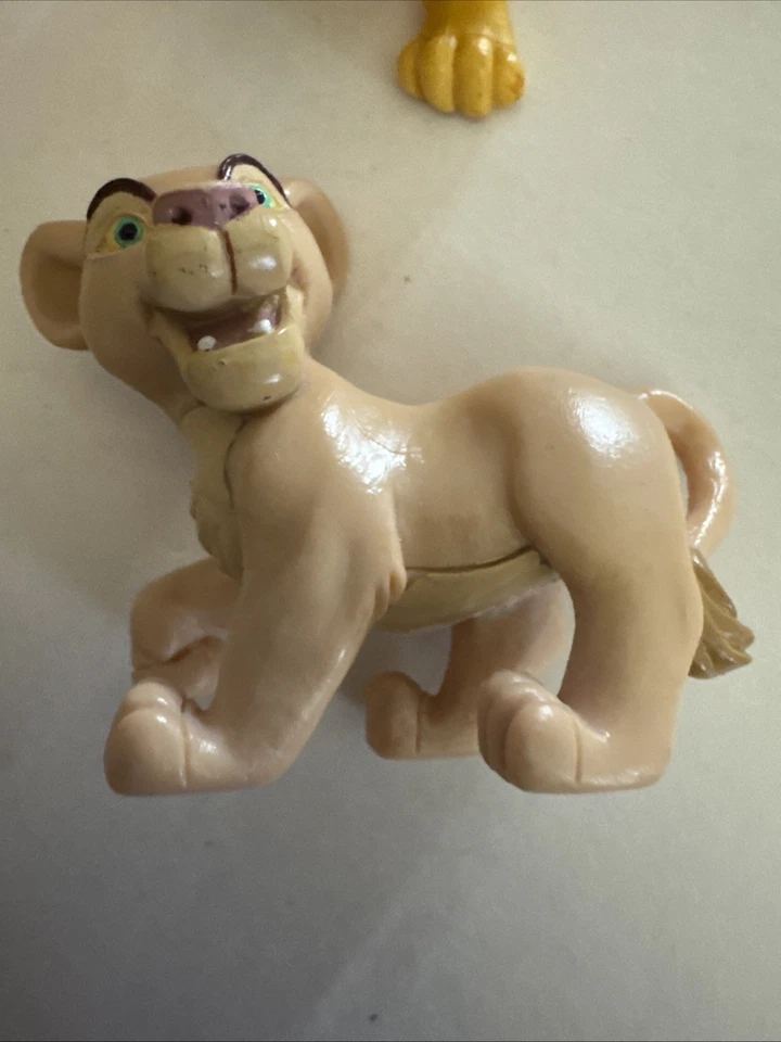 Lote de 5 figuras de PVC de Disney Rey León adornos para pasteles Simba Nala Mufasa Foto 4 de 4