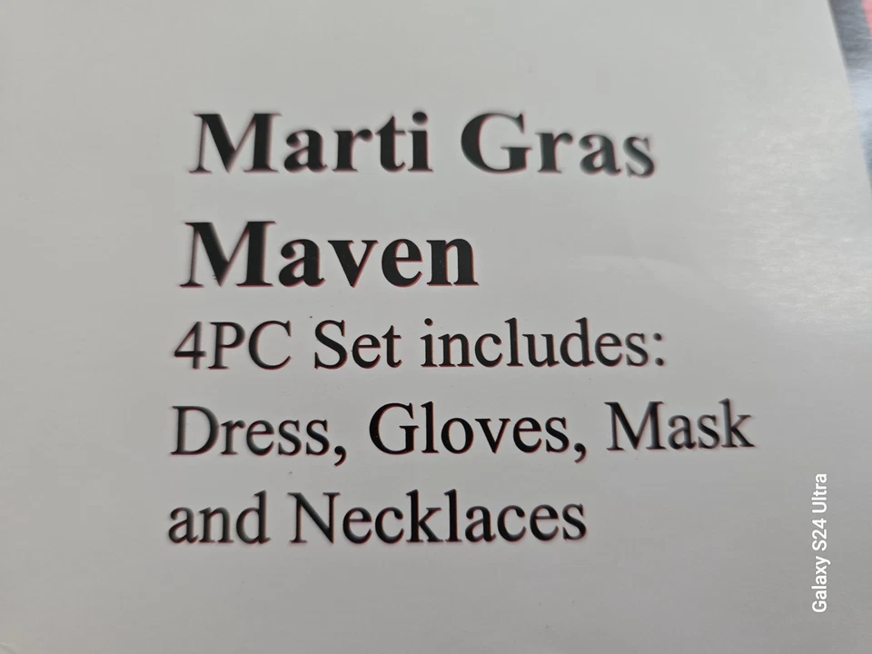 Fantasia Elegant Moments Marti Gras Maven TAM/M + Maiden Garner & Sword - Imagem 4 de 4