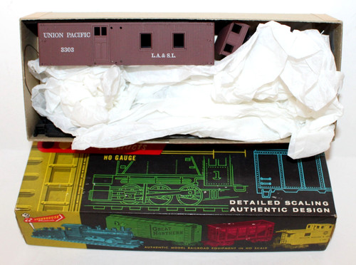 De colección Roundhouse 3501 HO Pequeño Puerta Lateral Caboose UP 3303 Kit Nuevo en Caja | Zustand: New