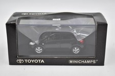 1/43 TOYOTA AURIS MINICHAMPS  BLACK