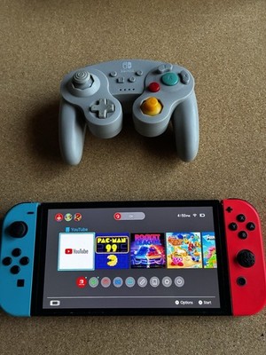 NINTENDO SWITCH HANDHELD - HAC-001 W Switch Controller Tested Working Bundle