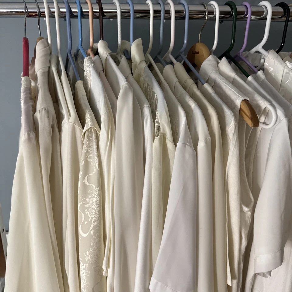 BLANCO Lote 20+ Blusas Vintage Años 60 Años 70 Años 80 Años 90 Bonito Gran Lote de Reventa Foto 2 de 4