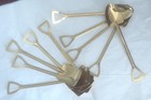 New Fun Set of 10 Shovels Spades Goldtone Lightweight Assortment Party Favors — photo 2