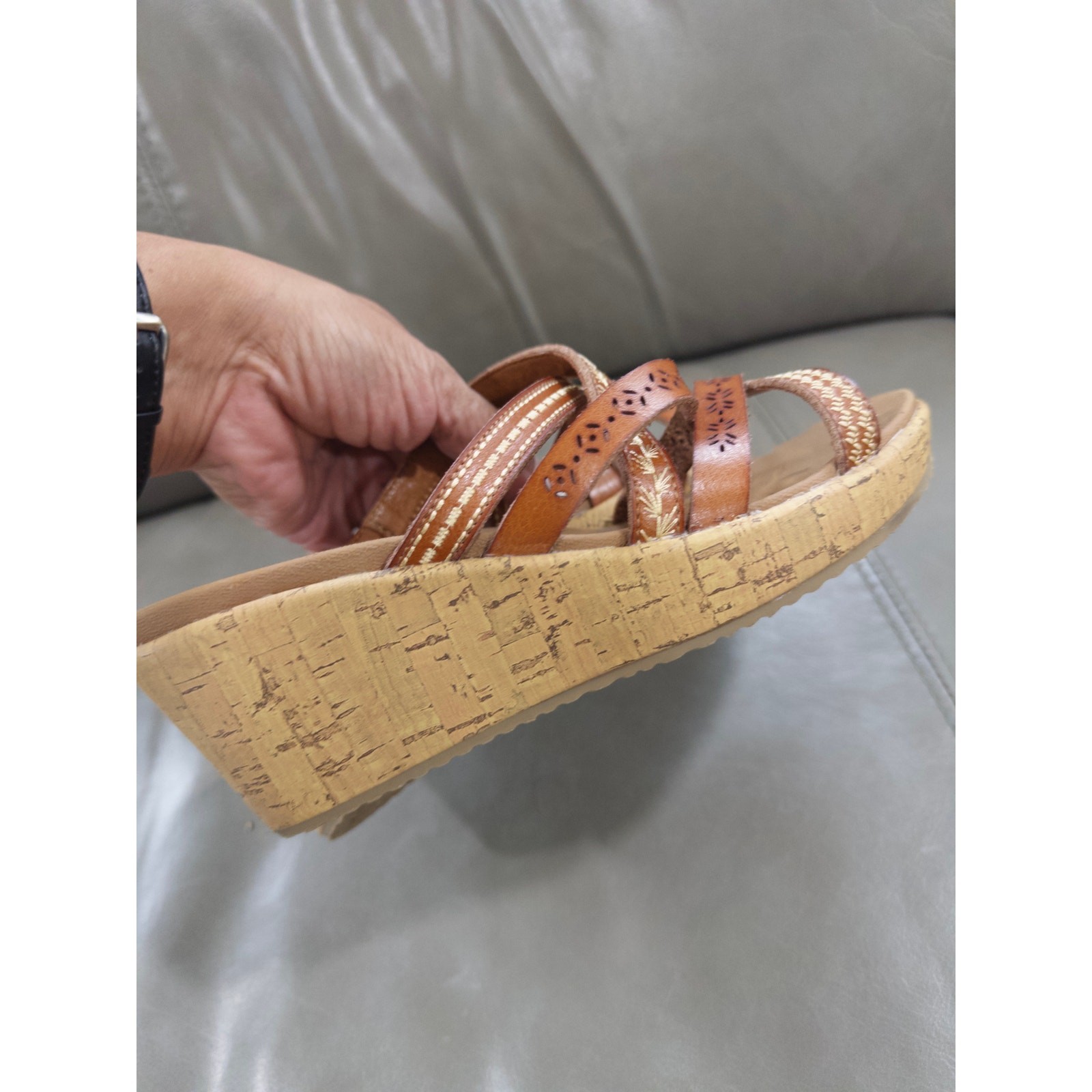 Sketchers Women's 6.5 Cali Beverlee Tiger Posse W… - image 4