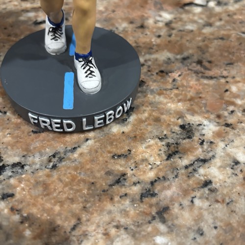 Marathon Runner di New York Fred Lebow New York Road Runners Nodder Bobblehead RARO! - Foto 9 di 9
