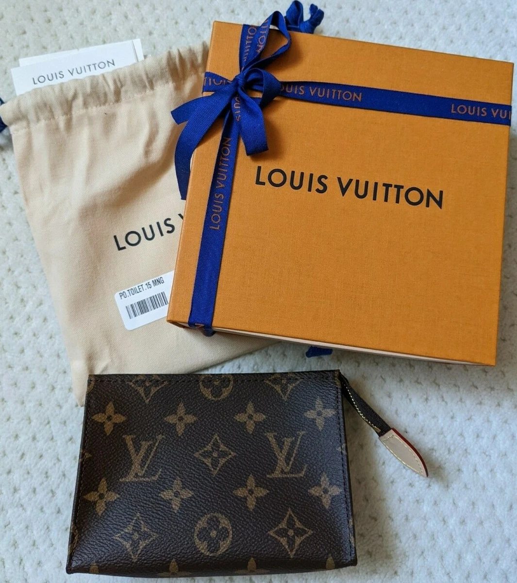 LOUIS VUITTON Monogram Toiletry Pouch 15 | FASHIONPHILE