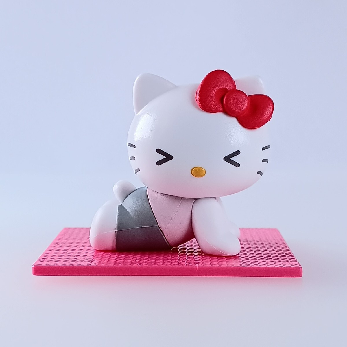Hello Kitty Sanrio Characters Minna De Yoga Group Figure, Bandai