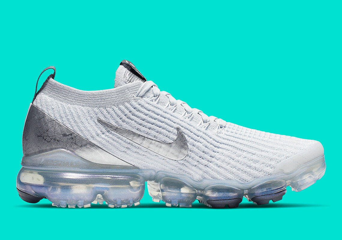 vapormax 3 pure platinum