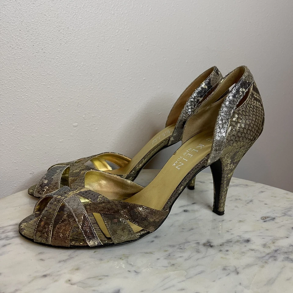 Zapatos de salón Anne Klein New York talla 10 M hechos en Italia cuero dorado punta abierta -R1 Foto 2 de 4