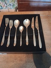 Image of Arthur Price Signature 42 Piece Cutlery Set 18/10 Stainless 6 Place Settings