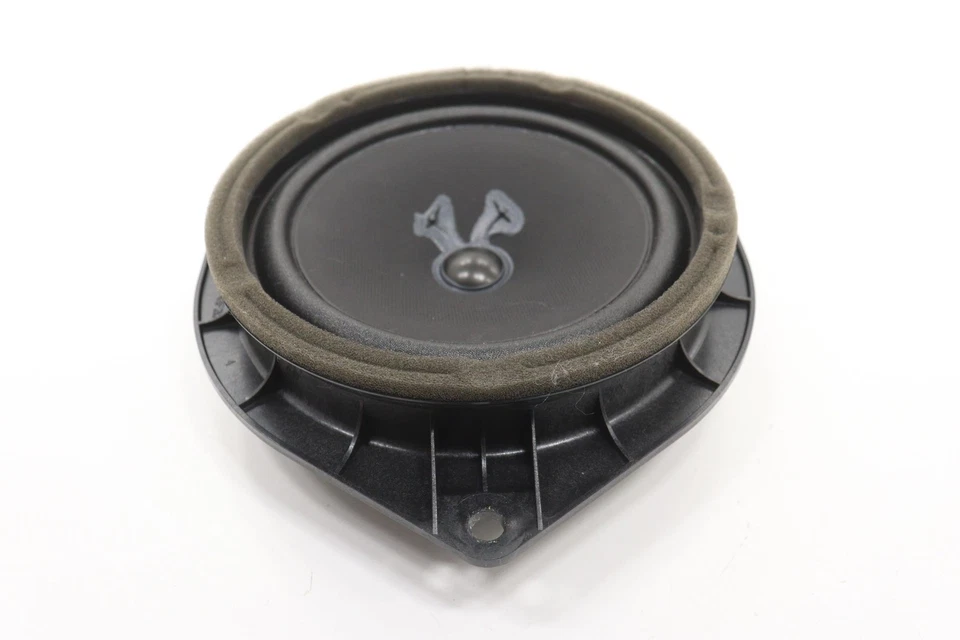 Altavoz puerta trasera izquierda o derecha Lexus NX300 2018-2021 OEM 8616078040 Foto 3 de 4