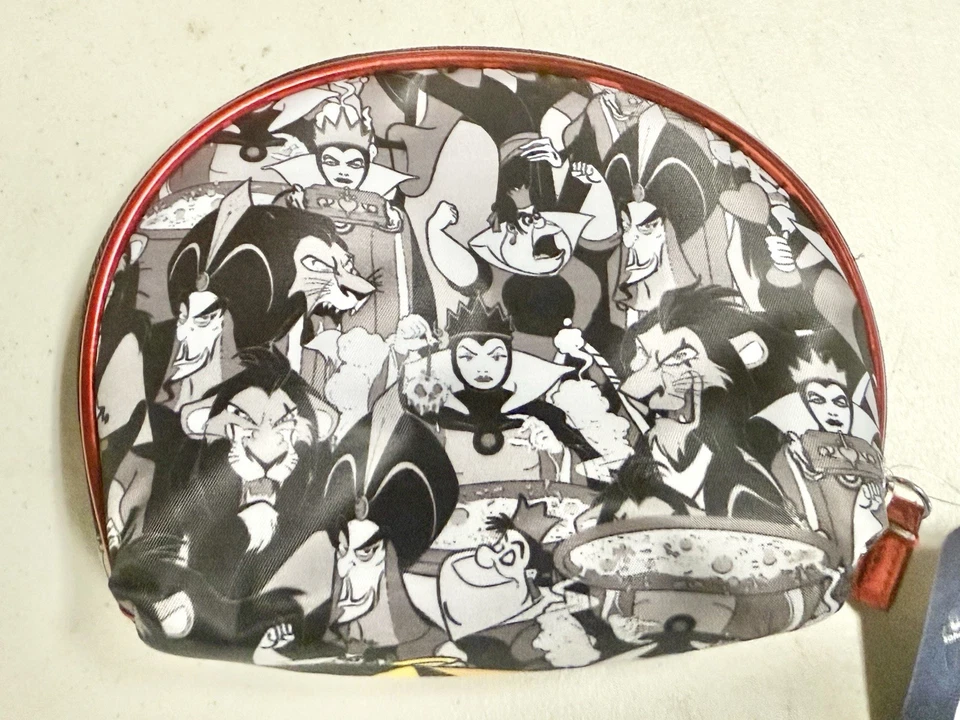 Disney Villains Soho NY Bolsa Bolso sin asas Estuche de maquillaje Artículos de tocador Reina de corazones Foto 3 de 4