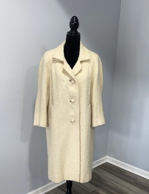 Vintage 1960s Barbara Lee for Higbee Elegant Cream Women's Coat size large