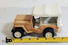 Y-177 VINTAGE 1960/70'S TAN TONKA TOY JEEP WITH WHITE PLASTIC DETACHABLE TOPPER!