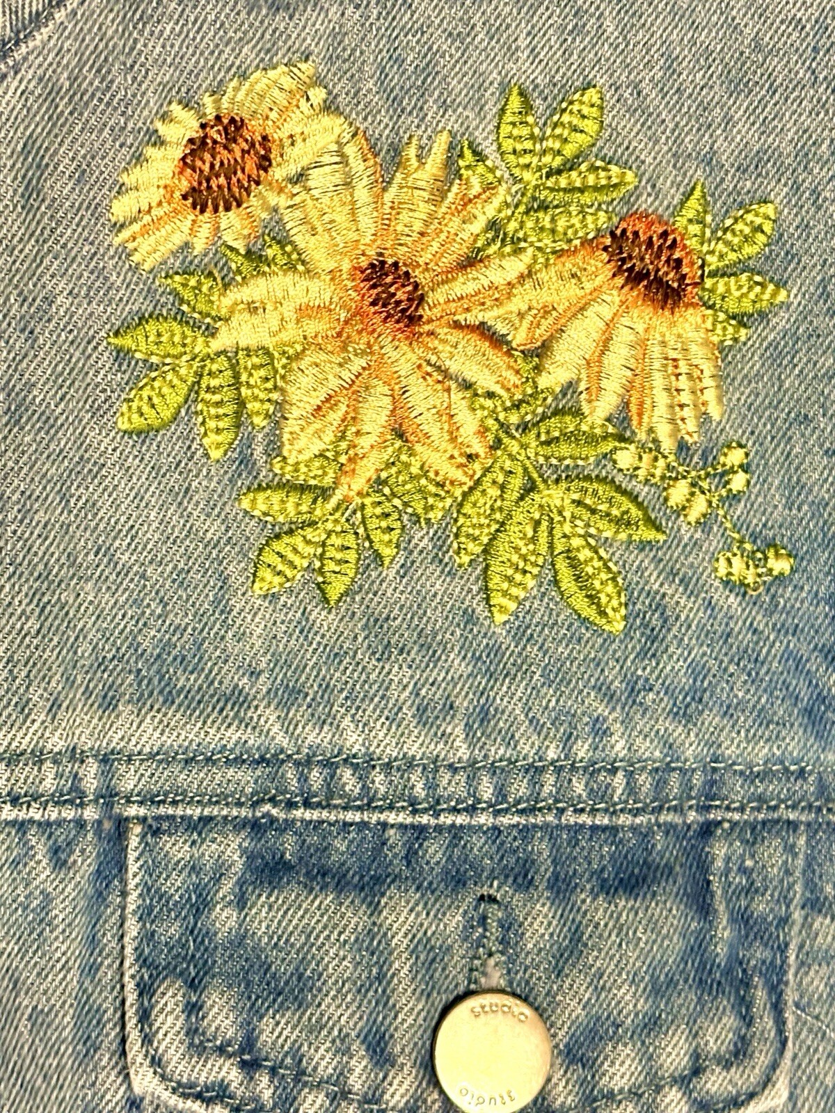 Picture 3 of 12