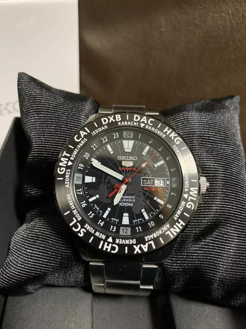 Seiko 5 Sports 4R36-02M0 50th Anniversary GMT Day Date Box