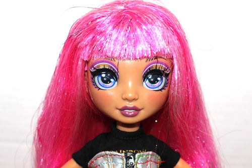RAINBOW HIGH DOLL AVERY STYLES WIGGED WITH BLUE & PINK WIG, STAND, COMB 2020 - Picture 6 of 9