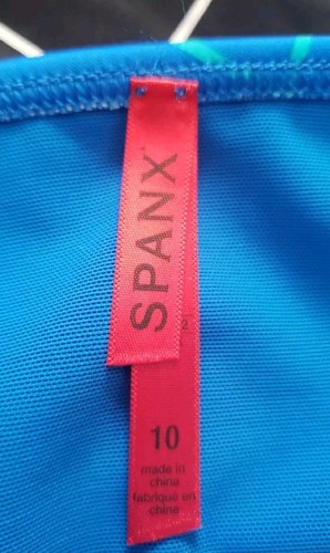 Nwt SPANX Flirty Skirted Swim Bottom Blue Geometric Shapewear Size 10 Free Ship - Picture 6 of 7