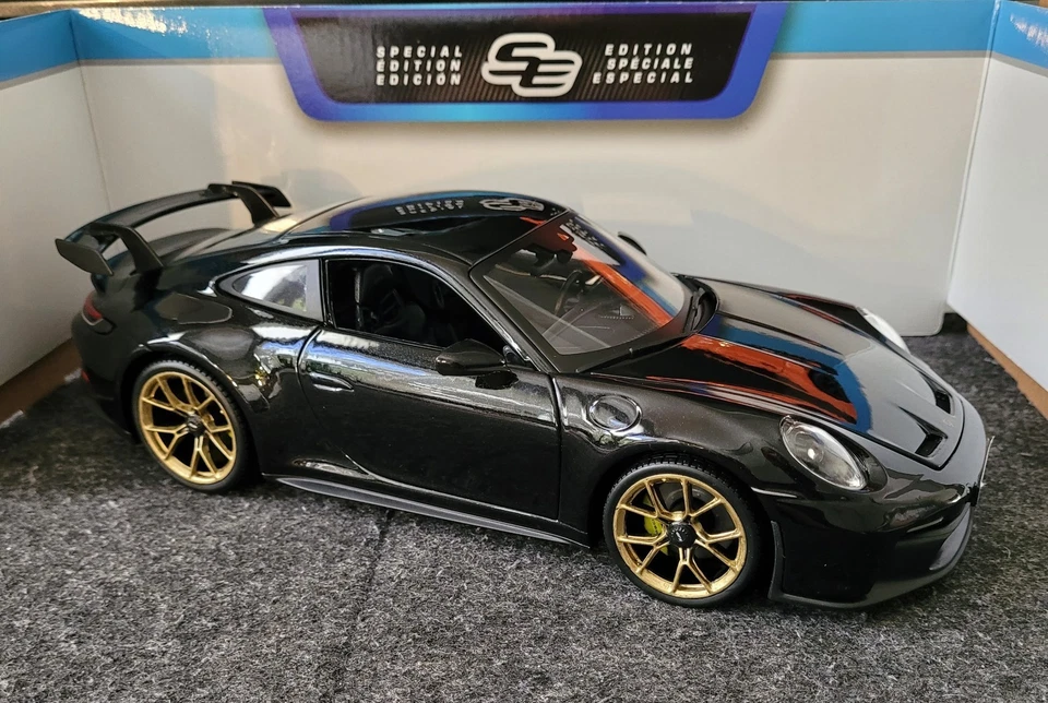 2022 Porsche 911 GT3 Black Metallic Special Edition Paint Gold Wheels 1/18 1:18 - Image 2 of 4