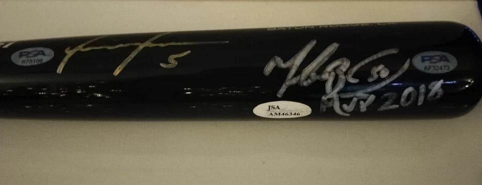 Freddie Freeman & Mookie Betts Dual autographed Bat (rare)PSA JSA COA - Image 3 of 4