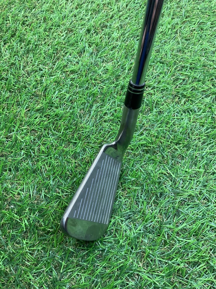 Lynx Parrallax 7 Iron - Image 3 of 4