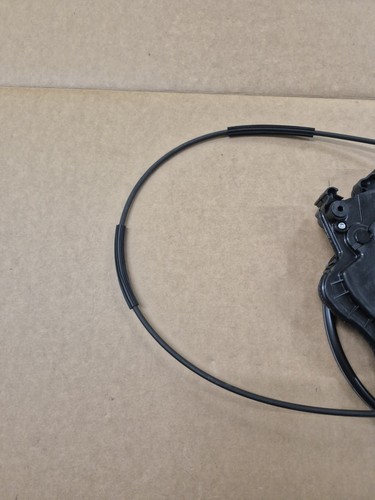 Volkswagen Transporter T5 2003-2015 OEM Right Hand Sliding Door Lock 7E0843654CC - Picture 9 of 15