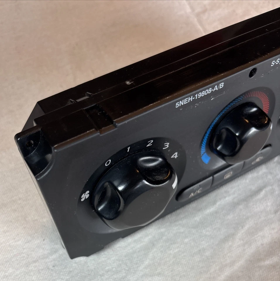🔥Nissan Xterra 2005 - 2008 Climate Heater Air Conditioning Temperature Control - Image 3 of 4