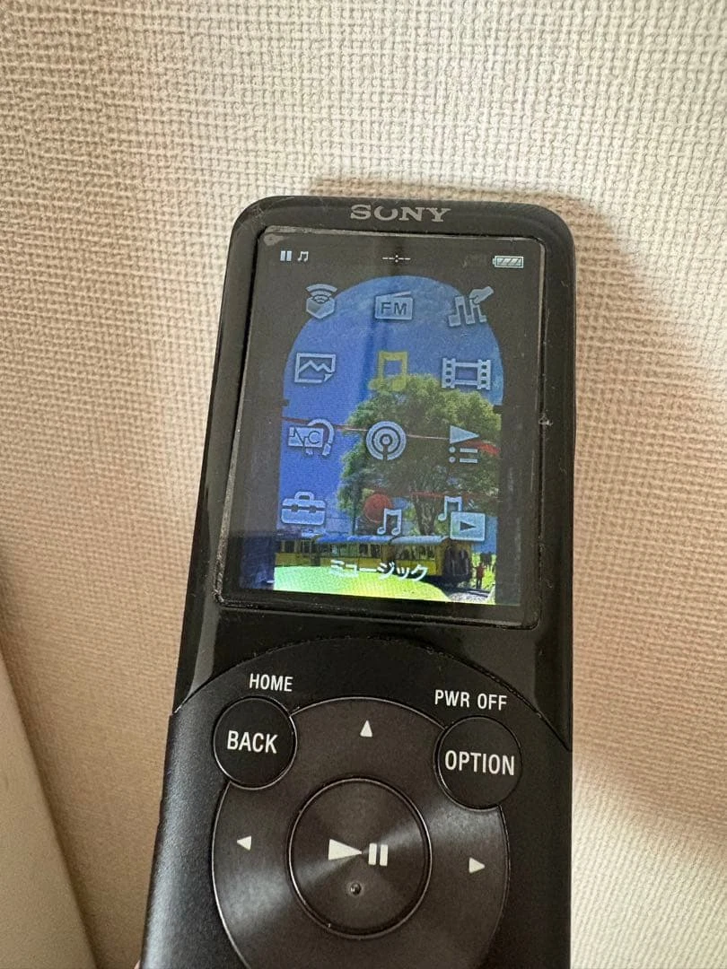 Boîtier MP3 SONY Walkman NW-S754 8 Go noir uniquement